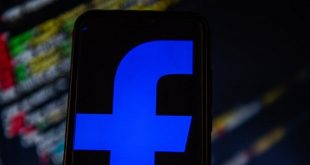 مذاکرات محرمانه ترامپ و رئیس فیس بوک درباره نقش شبکه های اجتماعی