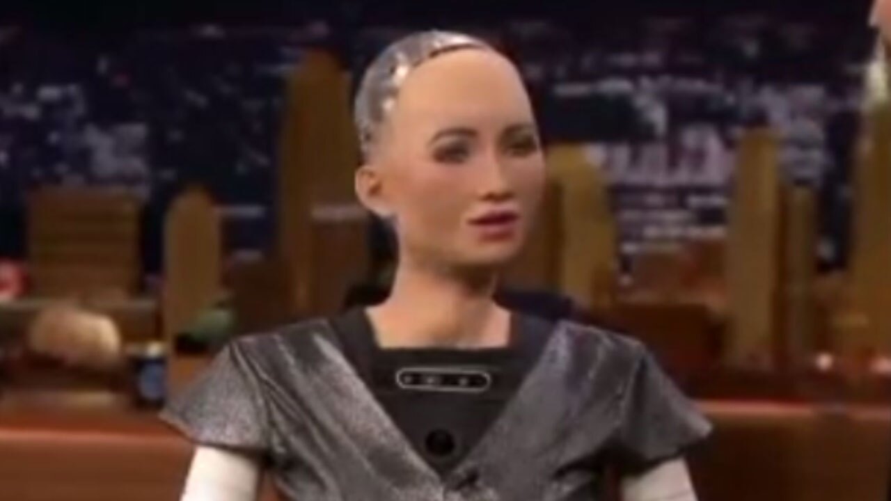 ربات انسان نما، قابلیت اتصال با اینترنت و پاسخ سریع به هر سوالی+ ویدیو