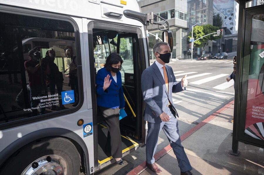 ارتقای نسل جدید ایستگاه‌های اتوبوس در لس‌آنجلس