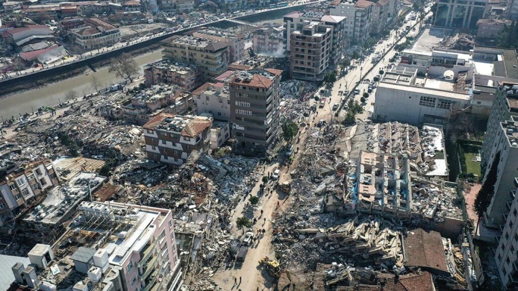 هوش مصنوعی  کمک زلزله‌زدگان ترکیه